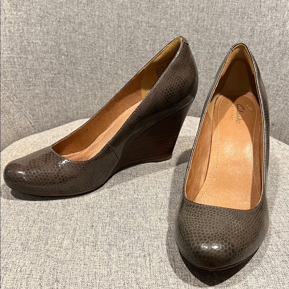Clarks Dark Brown Textured Wedges